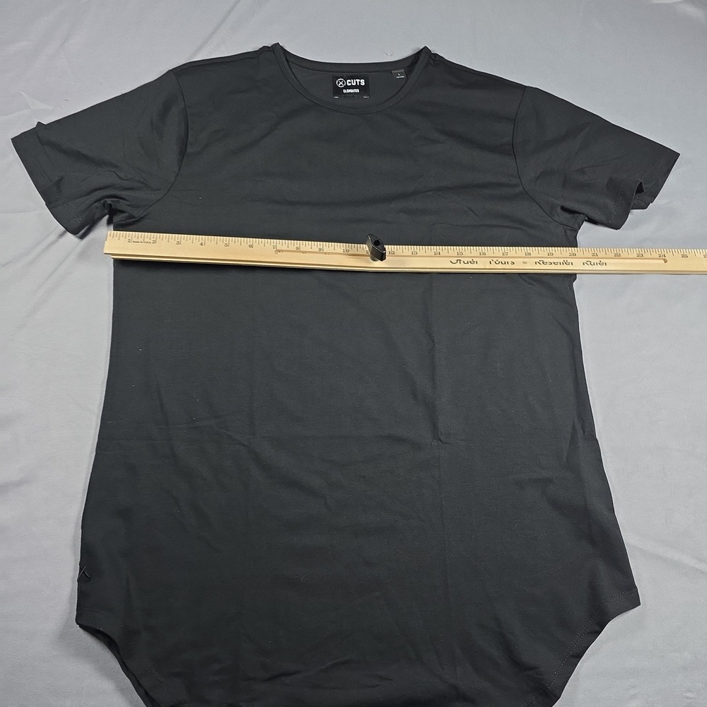 Cuts Men's AO Elongated Tee, Black, size L New without tags - Picture 8 of 12